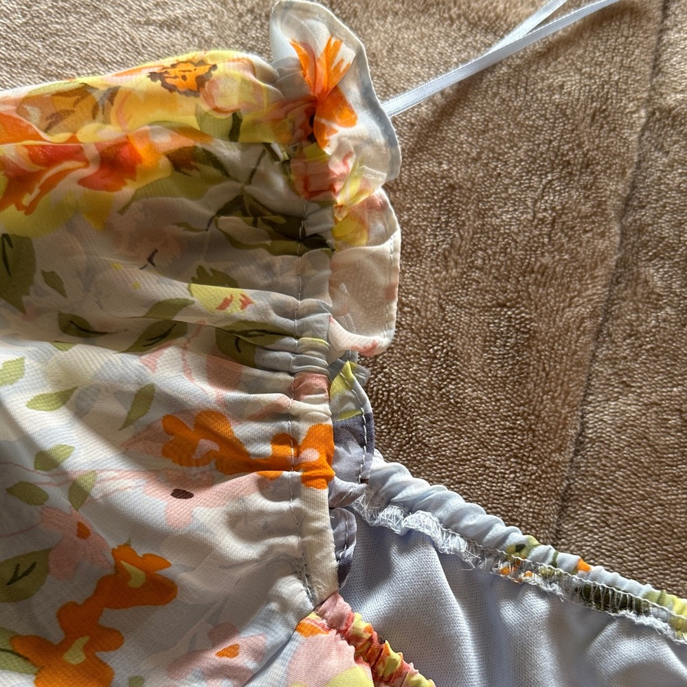 Floral Print Puff Sleeve Blouse - Picture 3 of 10